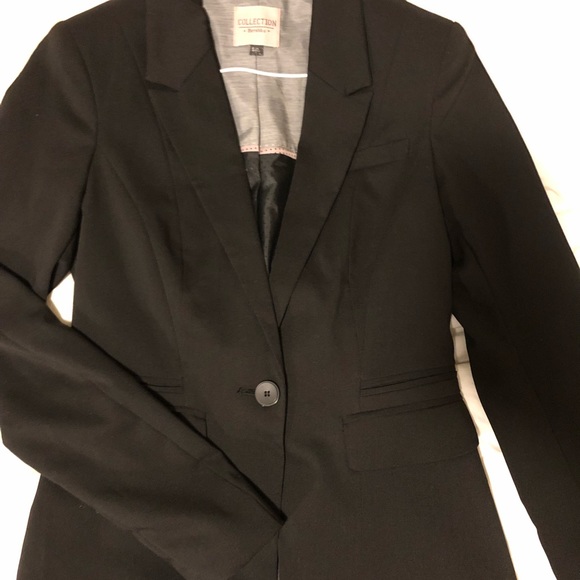 Blazer - Picture 3 of 5